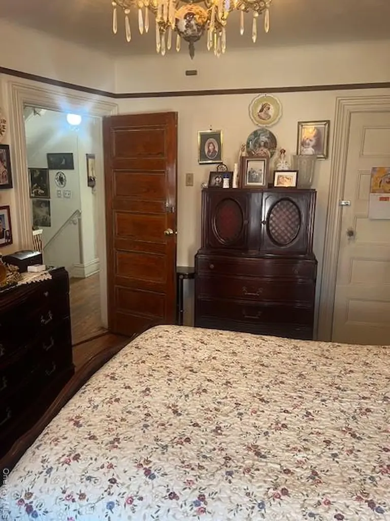 9432 86 Avenue Woodhaven NY 11421