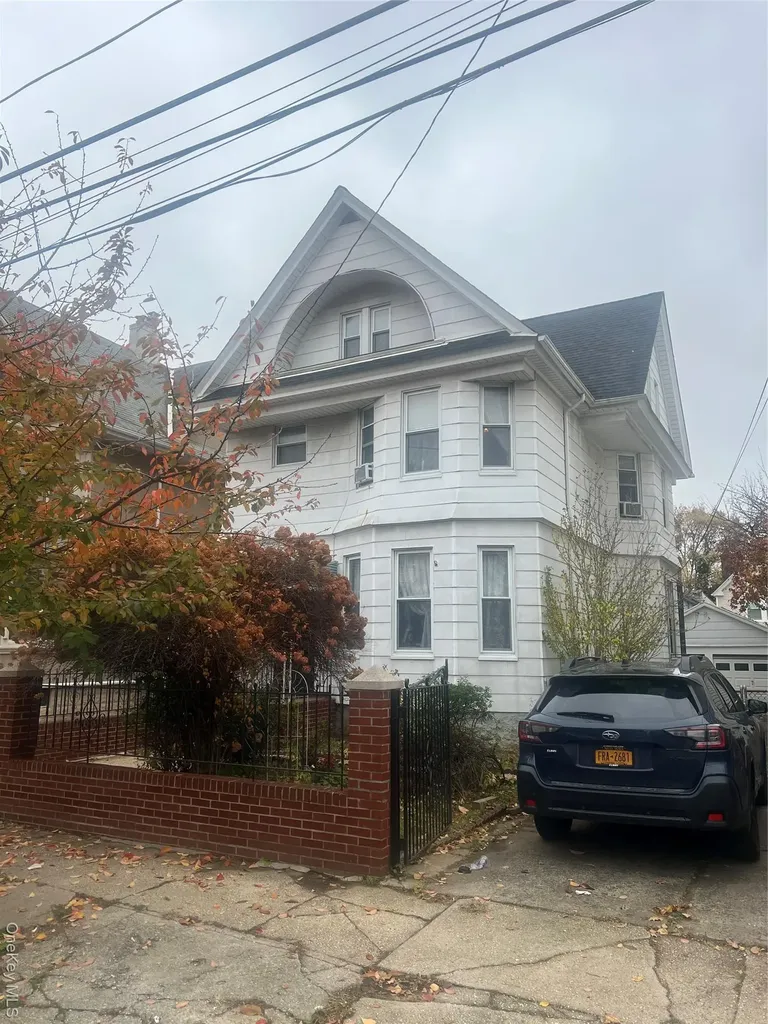 9432 86 Avenue Woodhaven NY 11421