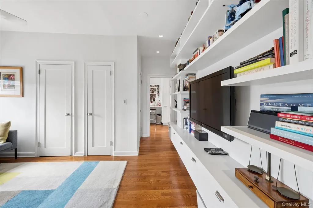 9 Tanglewylde Avenue Bronxville NY 10708