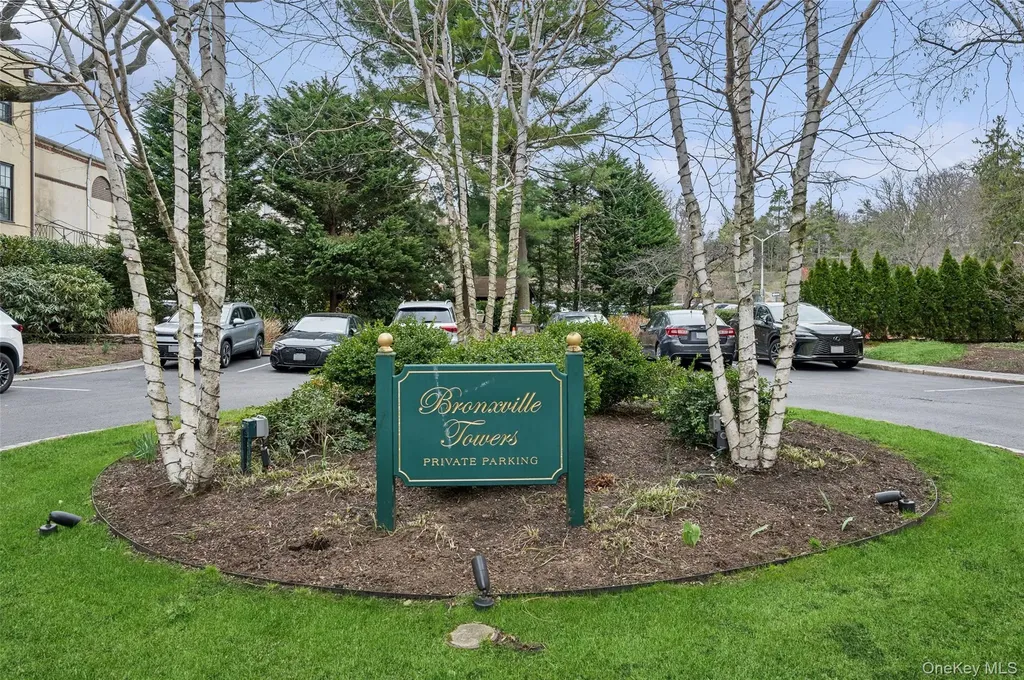 9 Tanglewylde Avenue Bronxville NY 10708
