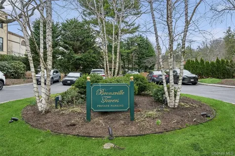 9 Tanglewylde Avenue Bronxville NY 10708