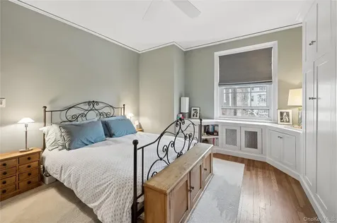 9 Tanglewylde Avenue Bronxville NY 10708