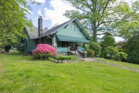 64 Mountainview Avenue Pearl River NY 10965
