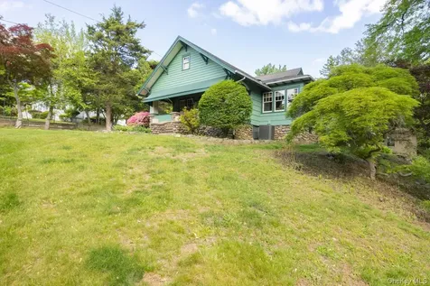 64 Mountainview Avenue Pearl River NY 10965