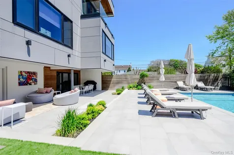 46 Nantwick Street Lido Beach NY 11561