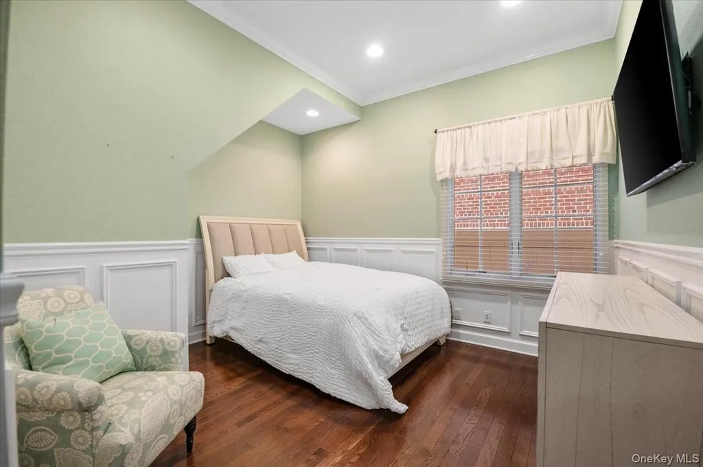 434 E Broadway Long Beach NY 11561