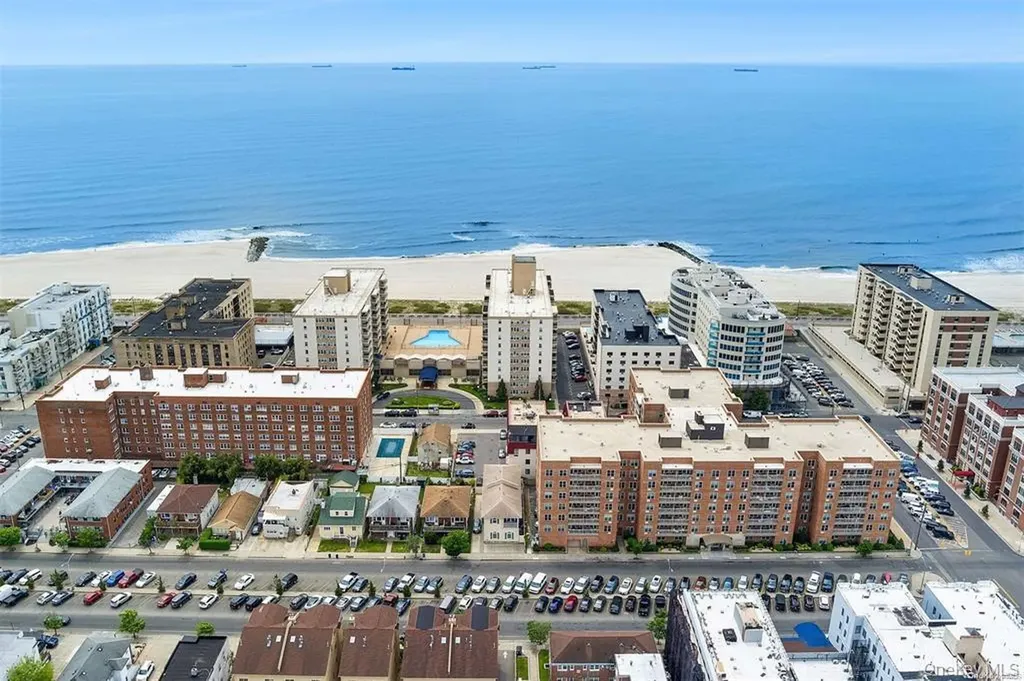 434 E Broadway Long Beach NY 11561