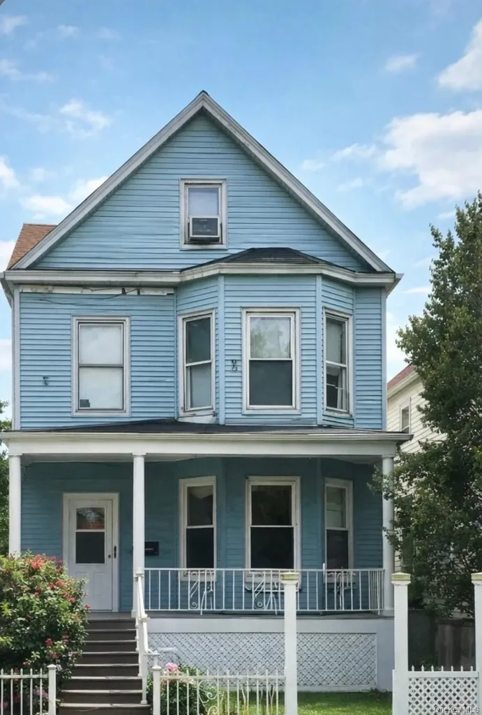 1718 Edison Avenue Bronx NY 10461