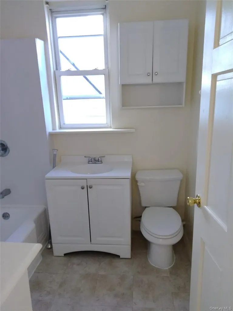 1718 Edison Avenue Bronx NY 10461