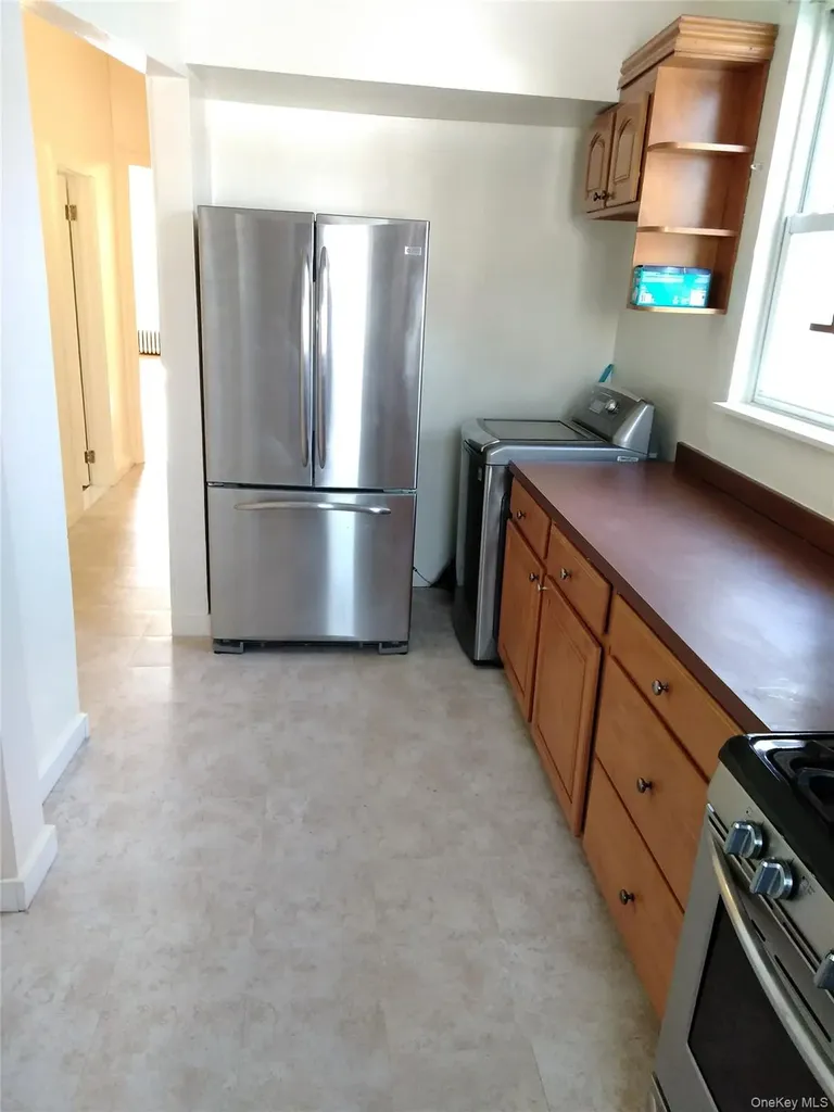 1718 Edison Avenue Bronx NY 10461