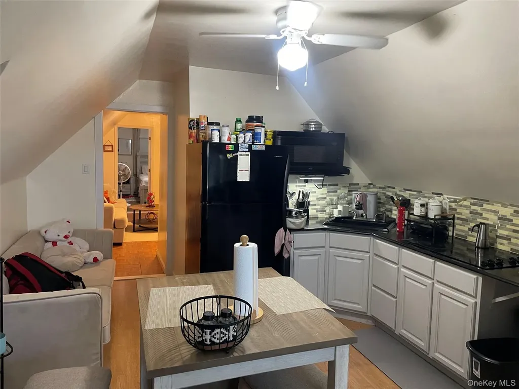 1718 Edison Avenue Bronx NY 10461