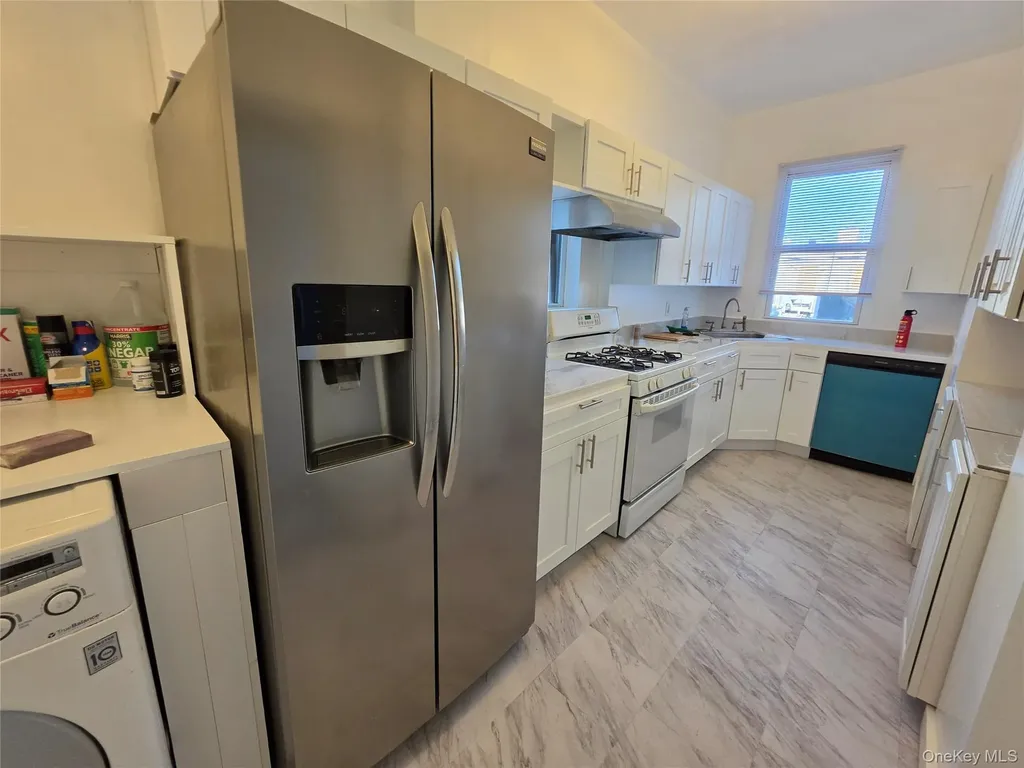 1718 Edison Avenue Bronx NY 10461
