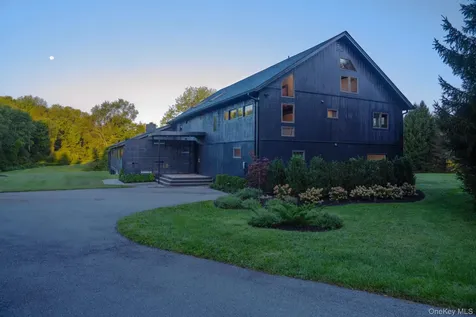 107 Cold Spring Road Stanfordville NY 12581