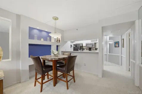 4 Martine Avenue White Plains NY 10606
