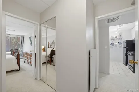 4 Martine Avenue White Plains NY 10606