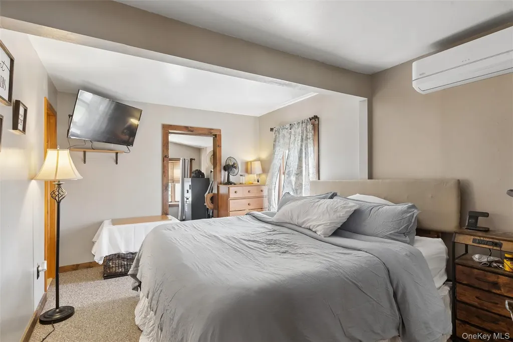 184 Smith Road Ronkonkoma NY 11779