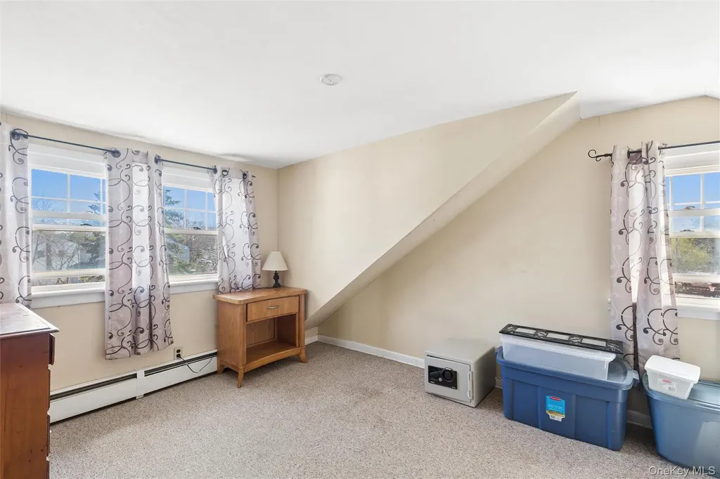 184 Smith Road Ronkonkoma NY 11779