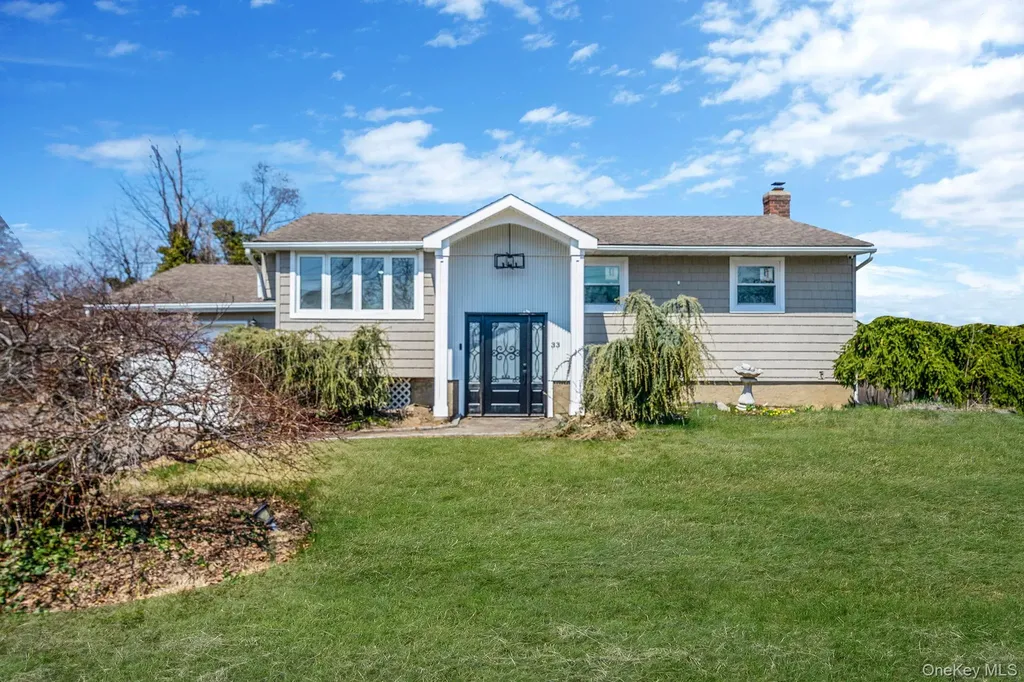 33 Hinton Avenue Babylon NY 11702