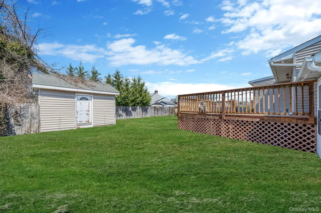 33 Hinton Avenue Babylon NY 11702