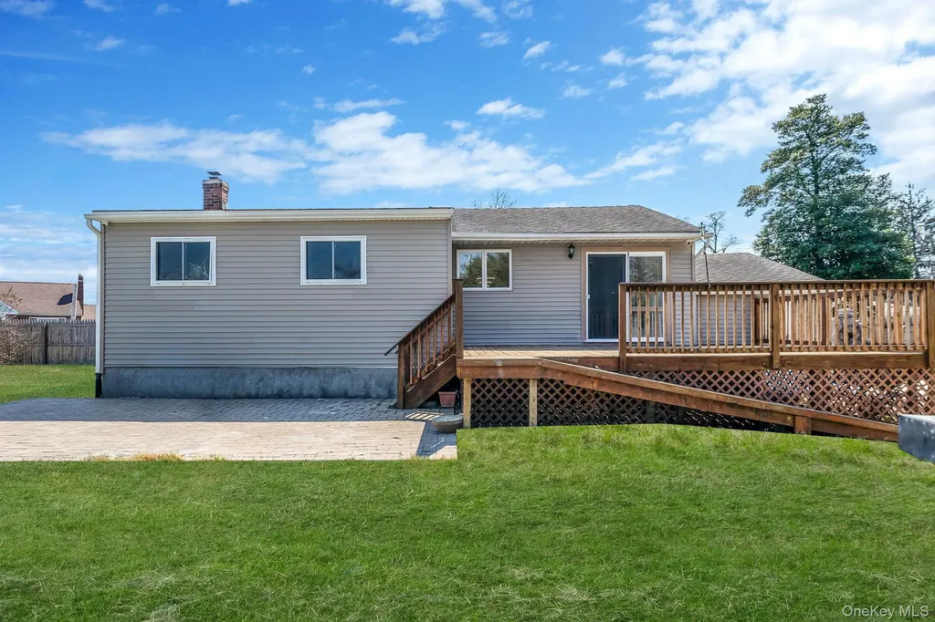 33 Hinton Avenue Babylon NY 11702