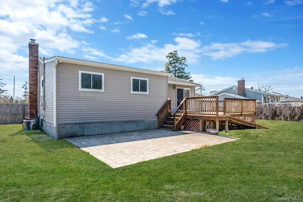 33 Hinton Avenue Babylon NY 11702