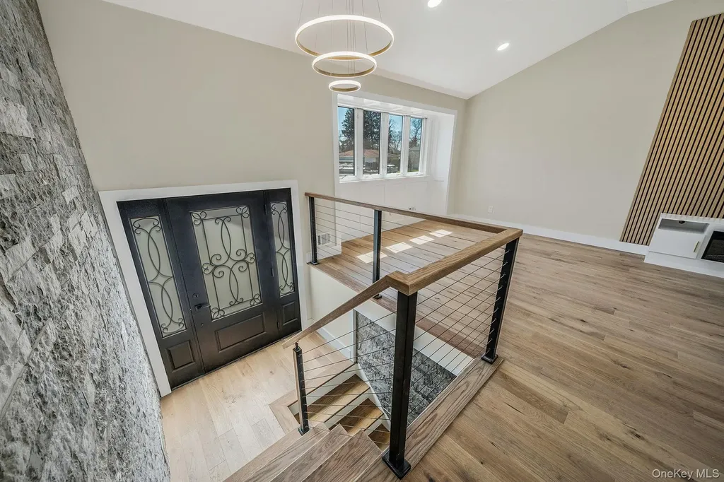 33 Hinton Avenue Babylon NY 11702