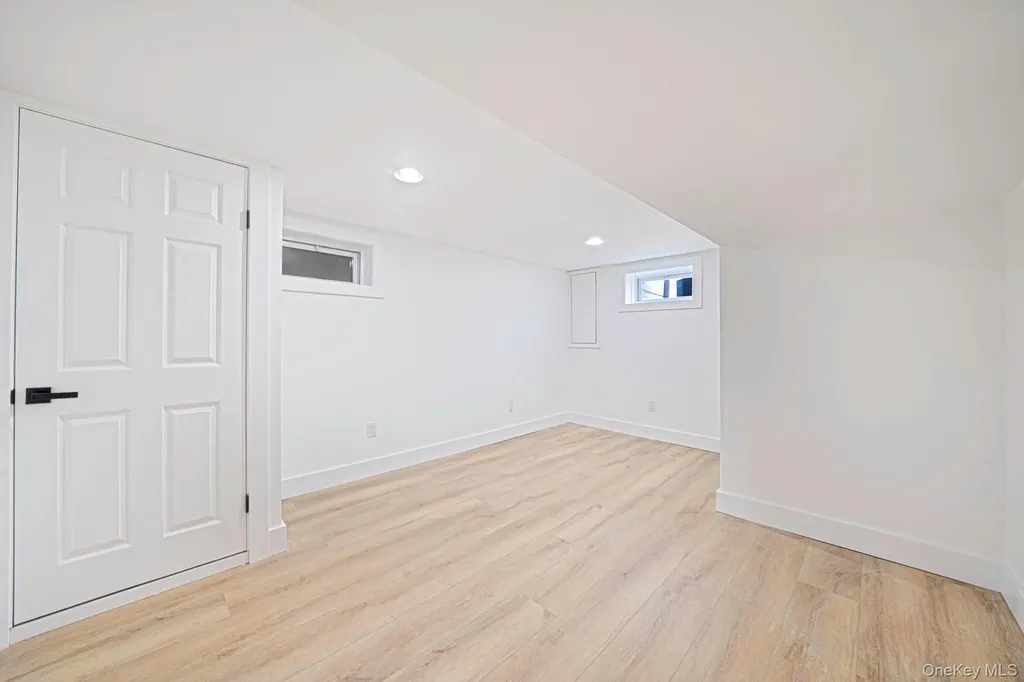 33 Hinton Avenue Babylon NY 11702