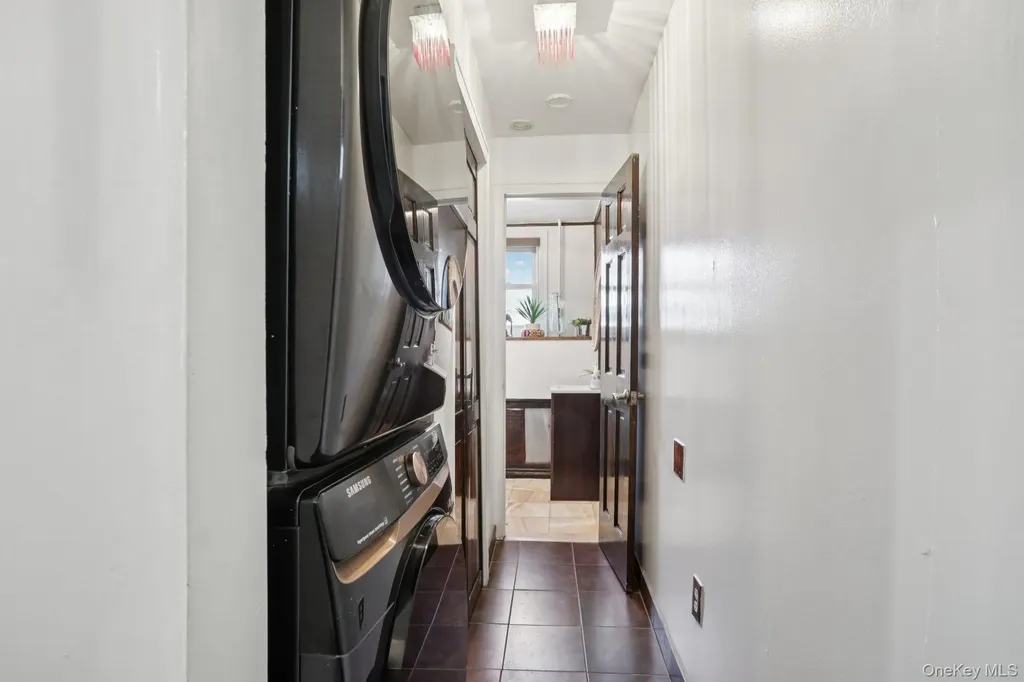 375 Hawthorne Terrace Fleetwood NY 10552