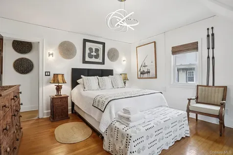 375 Hawthorne Terrace Fleetwood NY 10552