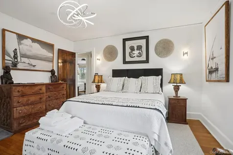375 Hawthorne Terrace Fleetwood NY 10552