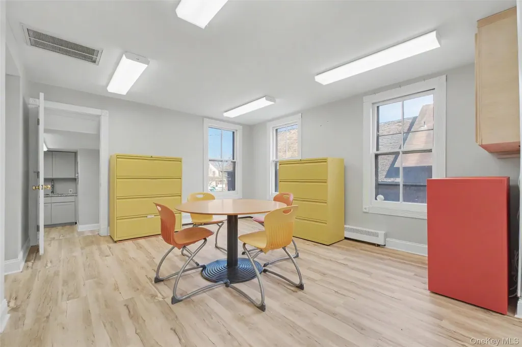 17 Collegeview Avenue Poughkeepsie NY 12603