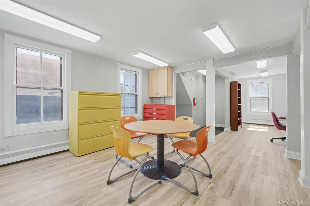17 Collegeview Avenue Poughkeepsie NY 12603