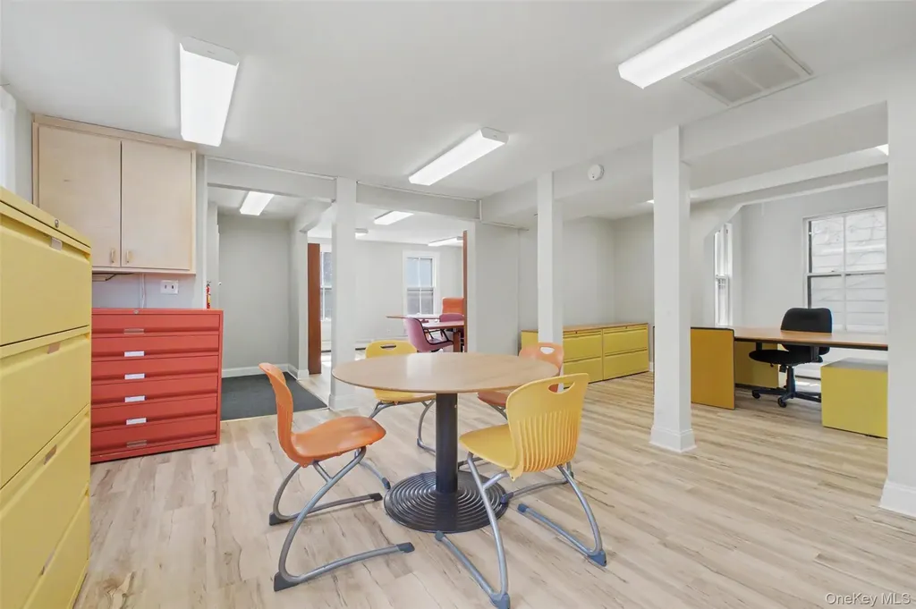 17 Collegeview Avenue Poughkeepsie NY 12603