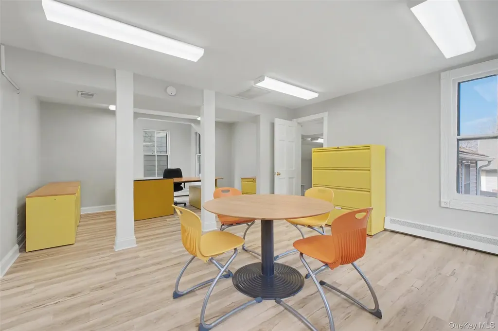 17 Collegeview Avenue Poughkeepsie NY 12603