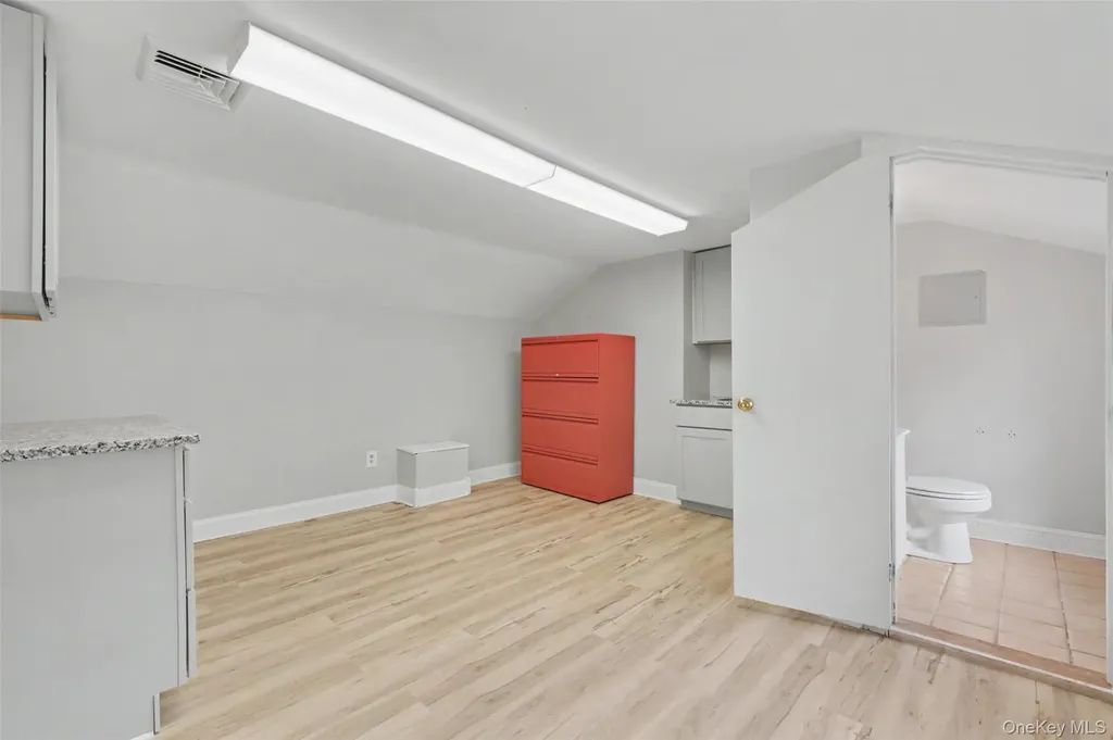 17 Collegeview Avenue Poughkeepsie NY 12603