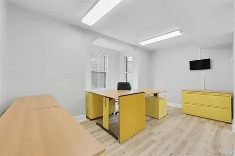 17 Collegeview Avenue Poughkeepsie NY 12603