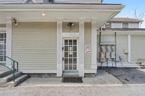 17 Collegeview Avenue Poughkeepsie NY 12603