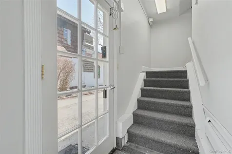 17 Collegeview Avenue Poughkeepsie NY 12603