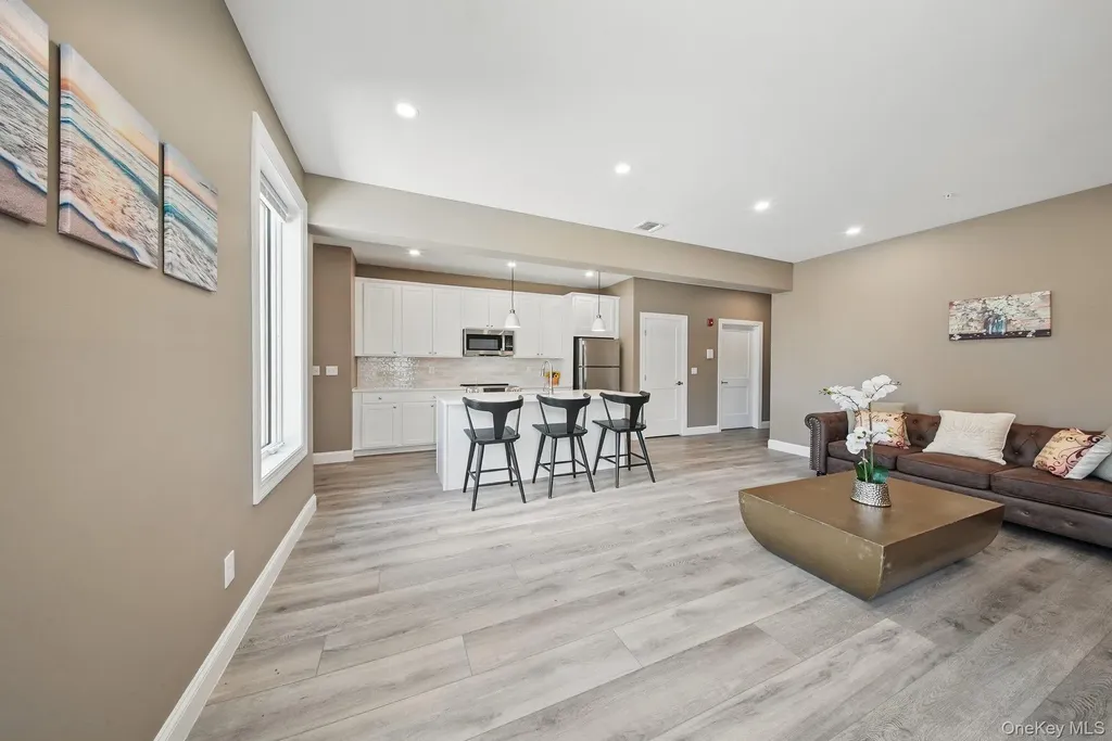 1 Giada Lane Middletown NY 10940