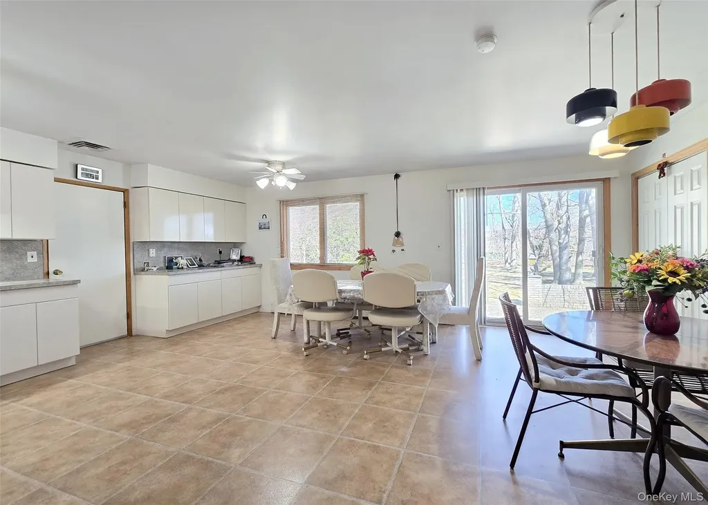 7 Clair Avenue Holbrook NY 11741
