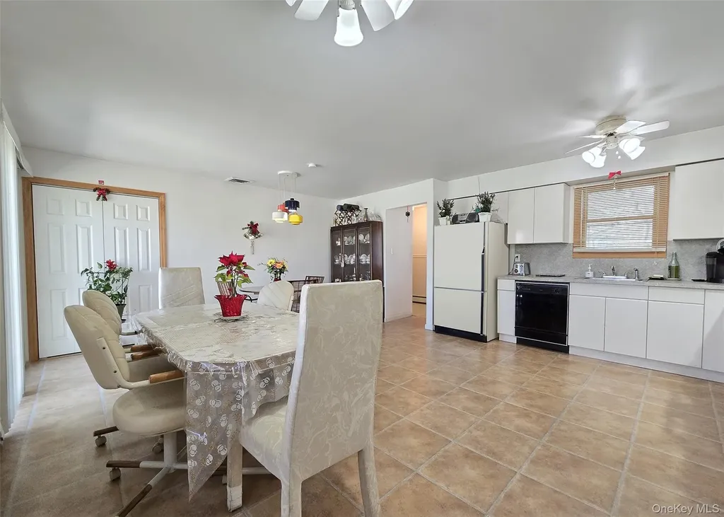 7 Clair Avenue Holbrook NY 11741