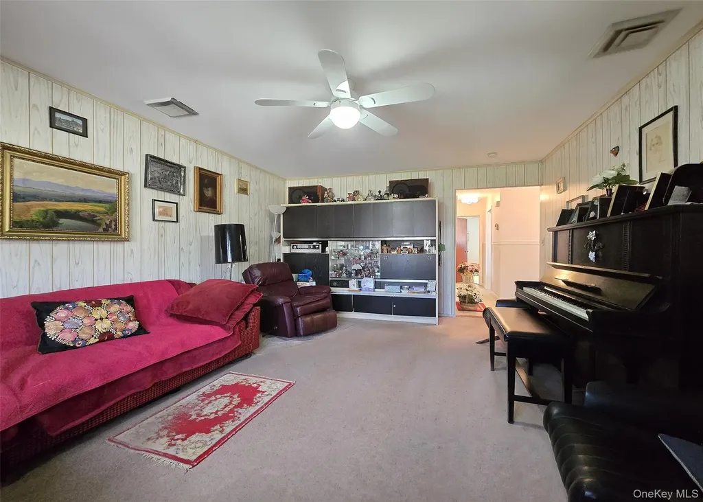 7 Clair Avenue Holbrook NY 11741