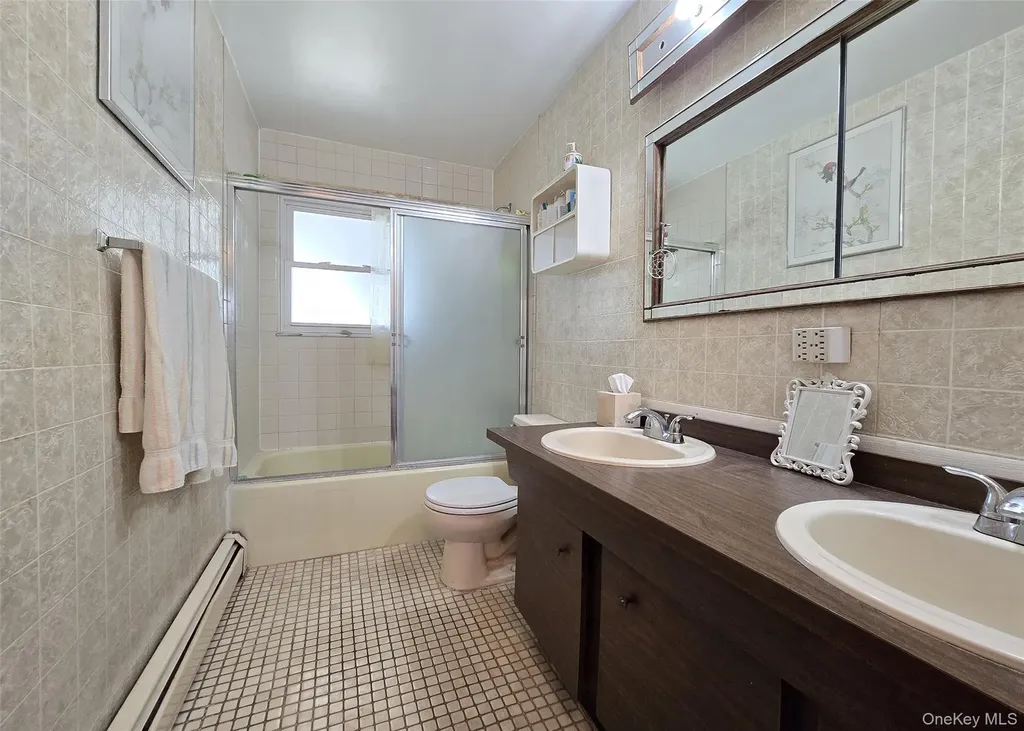 7 Clair Avenue Holbrook NY 11741