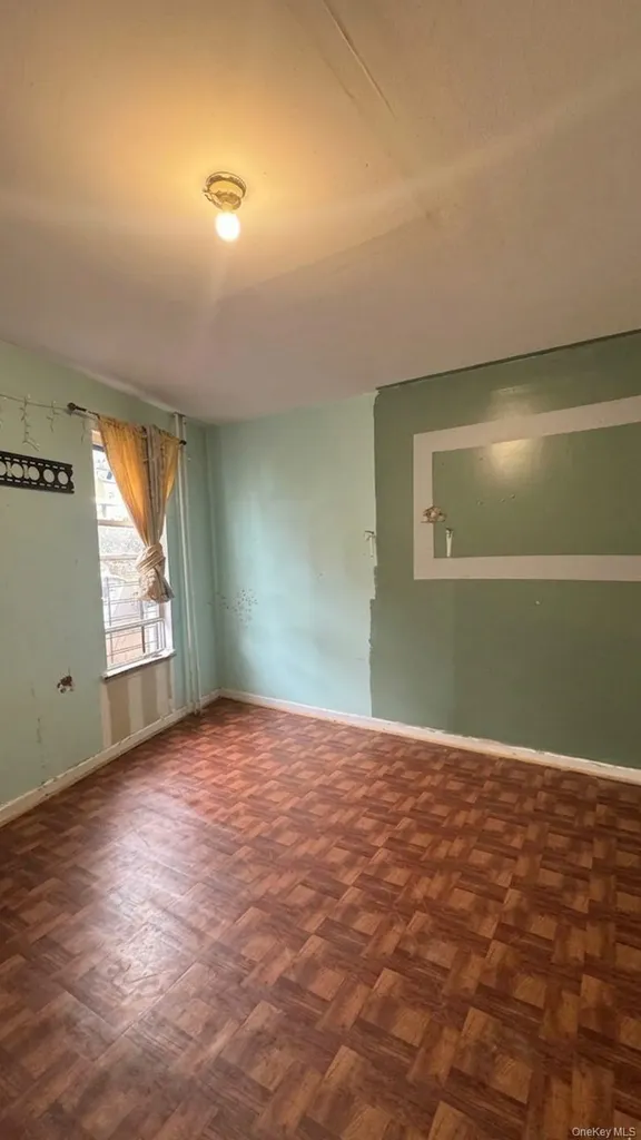 1425 Edwards Avenue Bronx NY 10461