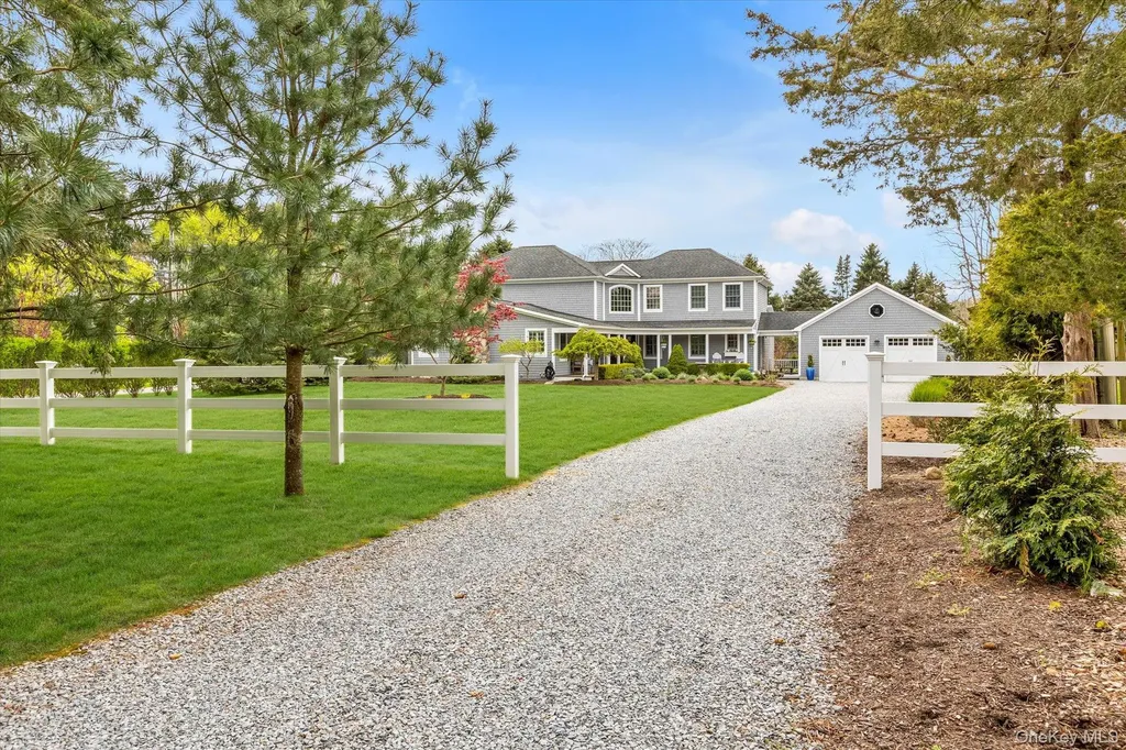 25 Lighthouse Road Southold NY 11971