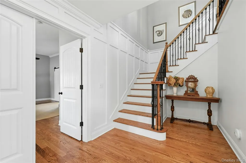 25 Lighthouse Road Southold NY 11971
