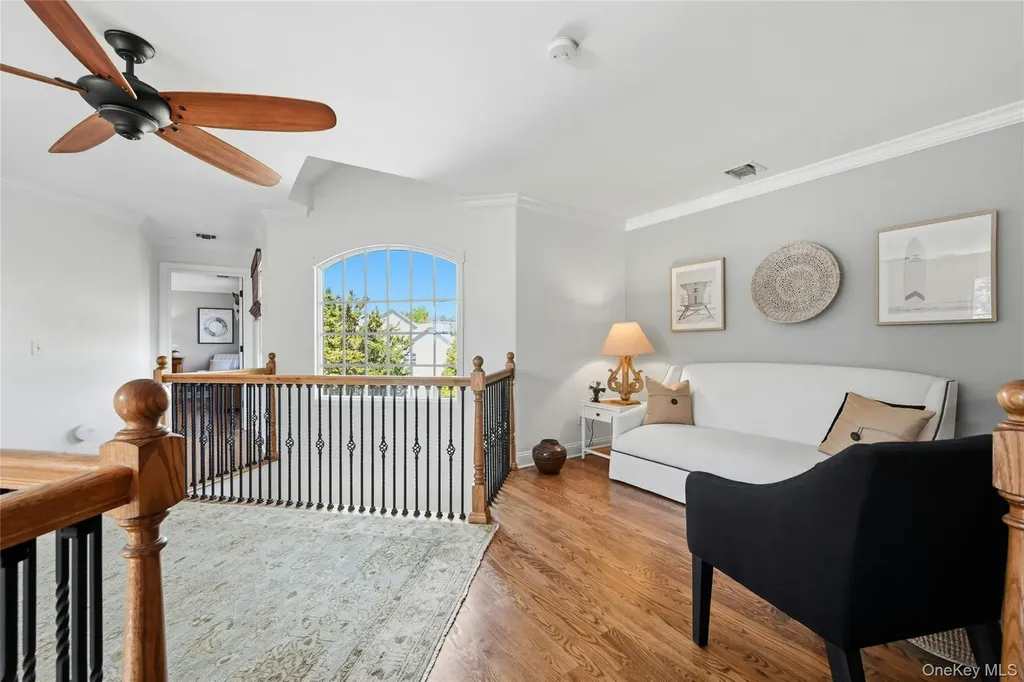25 Lighthouse Road Southold NY 11971