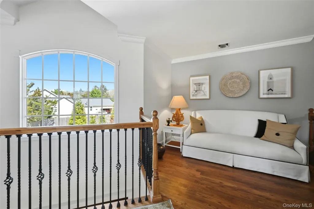 25 Lighthouse Road Southold NY 11971