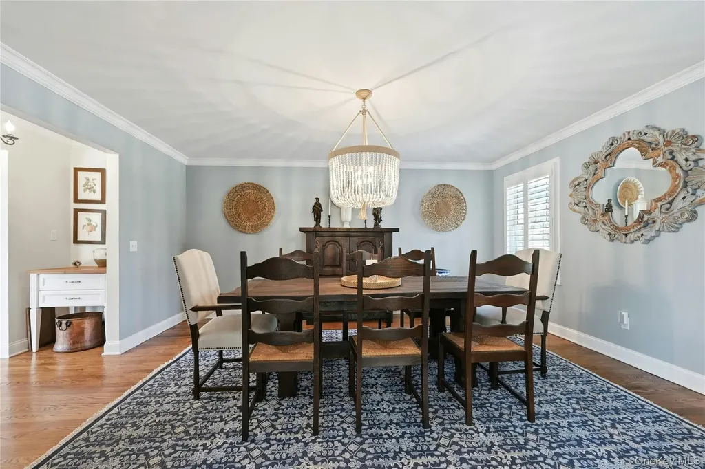 25 Lighthouse Road Southold NY 11971