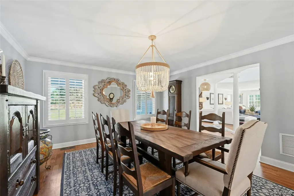 25 Lighthouse Road Southold NY 11971